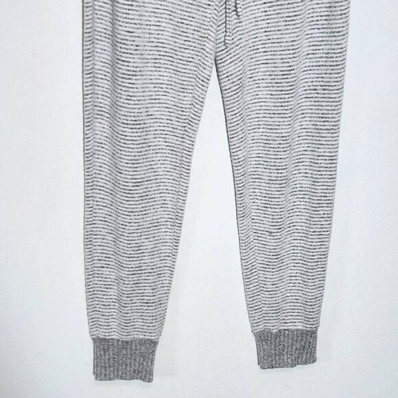 Soma Gray and White Stripe Pajama Bottoms Size Small Soma Stripe Lounge Pants - Picture 3 of 7